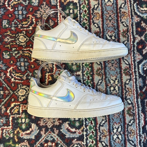 Women's Nike Court Vision Low Size 7 - Picture 2 of 7